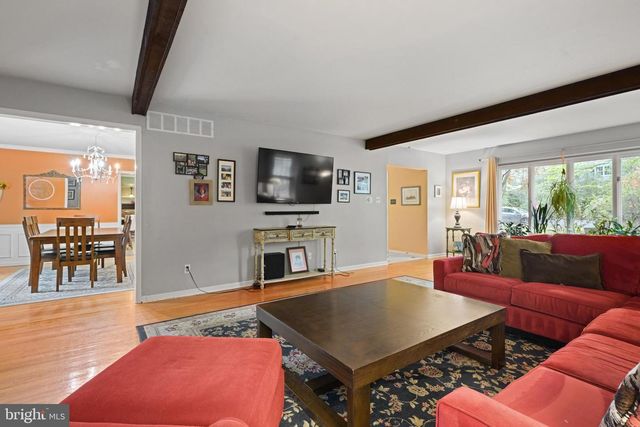 48 E RIDING DR, Cherry Hill, NJ 08003