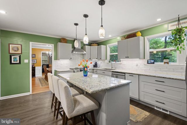 48 E RIDING DR, Cherry Hill, NJ 08003