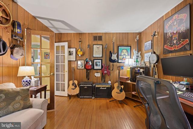 48 E RIDING DR, Cherry Hill, NJ 08003
