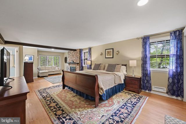 48 E RIDING DR, Cherry Hill, NJ 08003