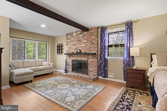 48 E RIDING DR, Cherry Hill, NJ 08003