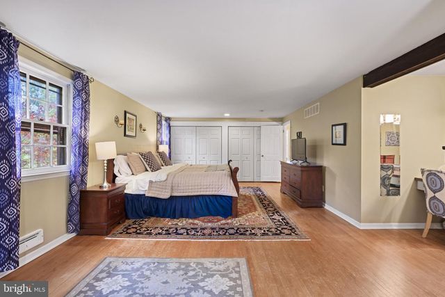 48 E RIDING DR, Cherry Hill, NJ 08003