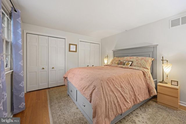 48 E RIDING DR, Cherry Hill, NJ 08003