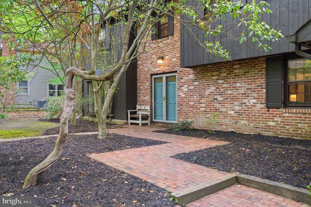 48 E RIDING DR, Cherry Hill, NJ 08003