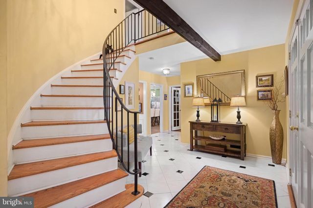 48 E RIDING DR, Cherry Hill, NJ 08003