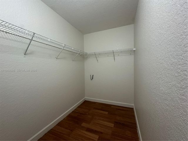 667 SW 10th St, Florida City, FL 33034