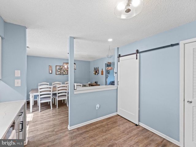 68 MEETING HOUSE LN, Blackwood, NJ 08012