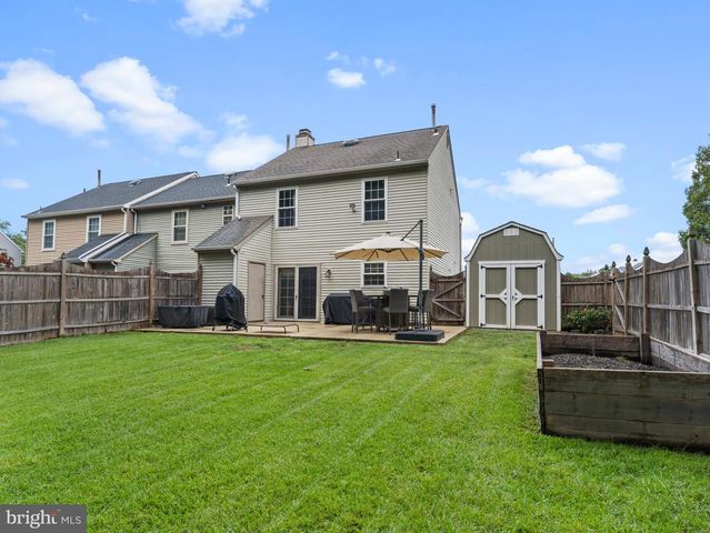 68 MEETING HOUSE LN, Blackwood, NJ 08012
