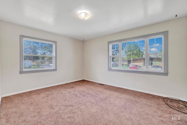 390 Maurice Street North , Twin Falls, Twin Falls, ID 83301