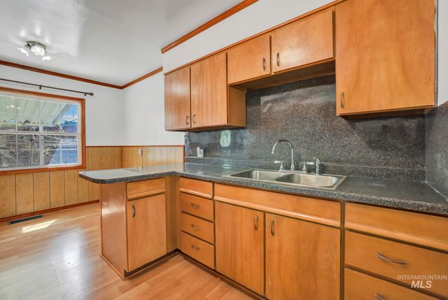 390 Maurice Street North , Twin Falls, Twin Falls, ID 83301