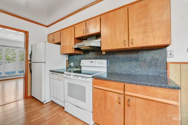 390 Maurice Street North , Twin Falls, Twin Falls, ID 83301