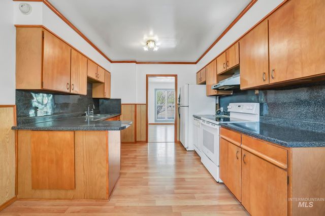 390 Maurice Street North , Twin Falls, Twin Falls, ID 83301