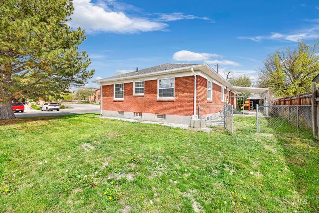 390 Maurice Street North , Twin Falls, Twin Falls, ID 83301