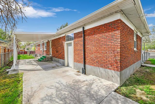 390 Maurice Street North , Twin Falls, Twin Falls, ID 83301