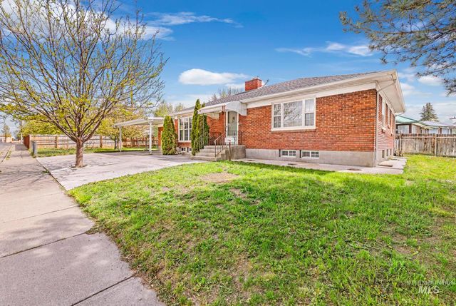 390 Maurice Street North , Twin Falls, Twin Falls, ID 83301