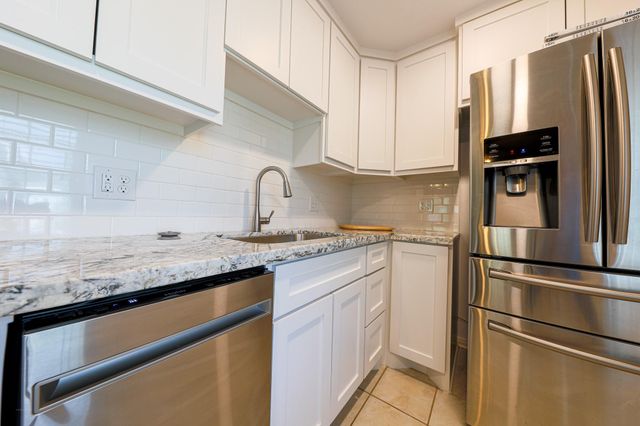 1410 Herkimer Street 1/2, Houston, TX 77008