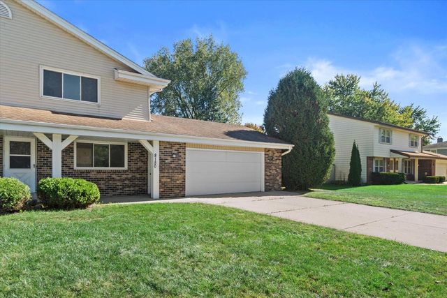 8150 S 88th STREET, Franklin, WI 53132