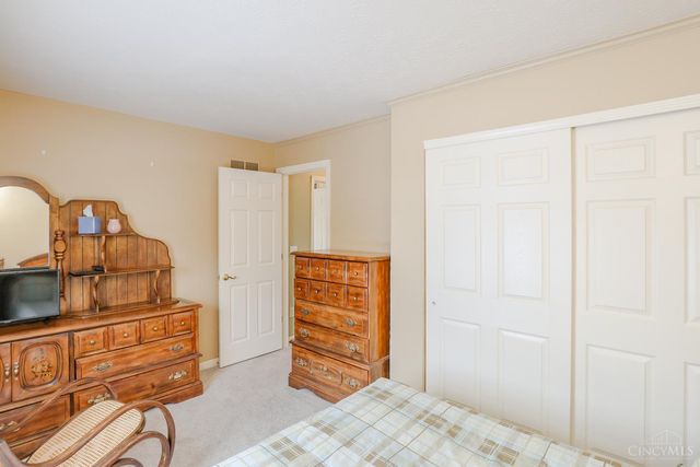 1136 Stewarton, Pierce Twp, OH 45102