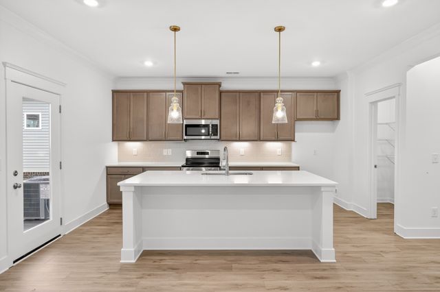2561 Charlie Place, White House, TN 37188