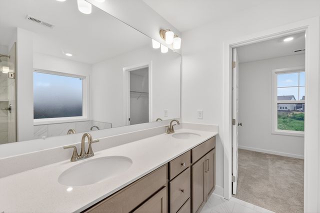 2561 Charlie Place, White House, TN 37188