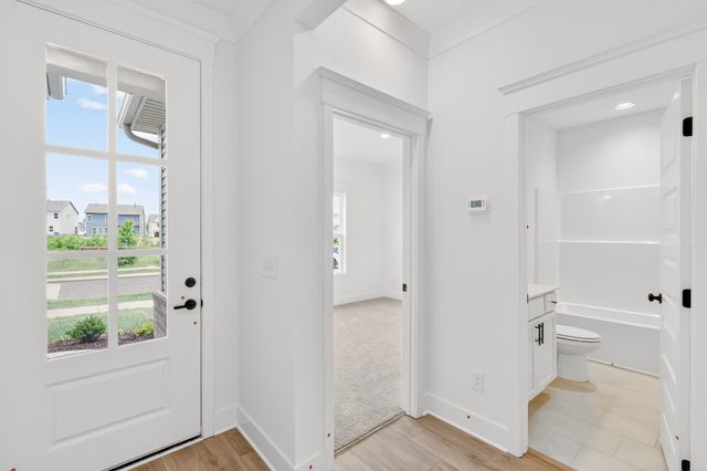 2561 Charlie Place, White House, TN 37188