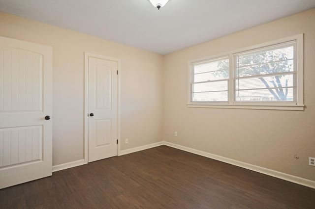 5327 31st Street, Lubbock, TX 79407