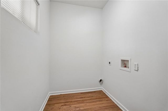 809 Dill Avenue SW, Atlanta, GA 30310