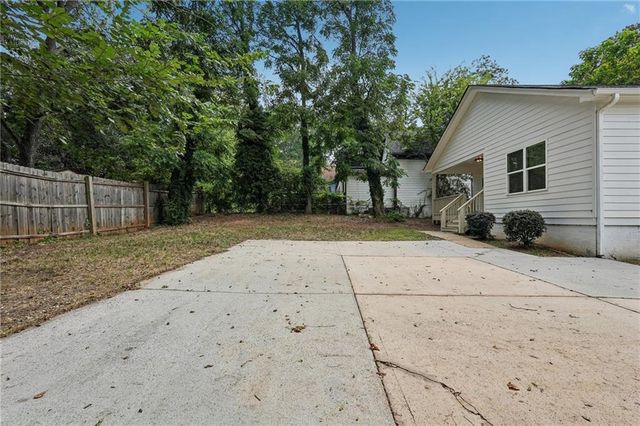809 Dill Avenue SW, Atlanta, GA 30310