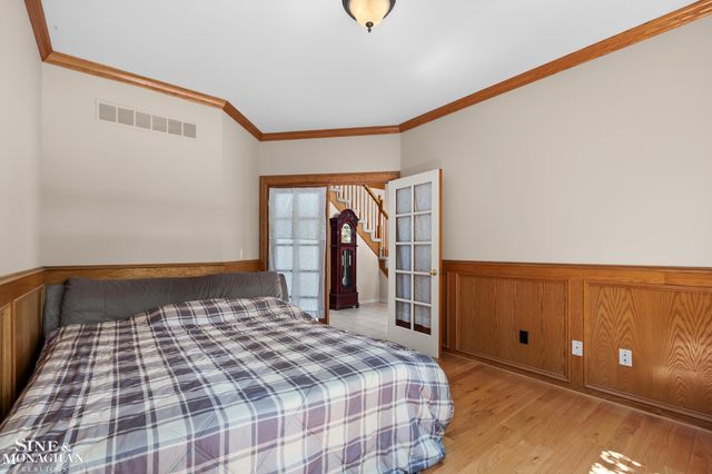 94 Ingram Drive, Troy, MI 48098