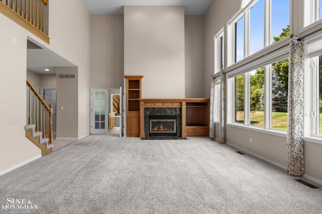 94 Ingram Drive, Troy, MI 48098