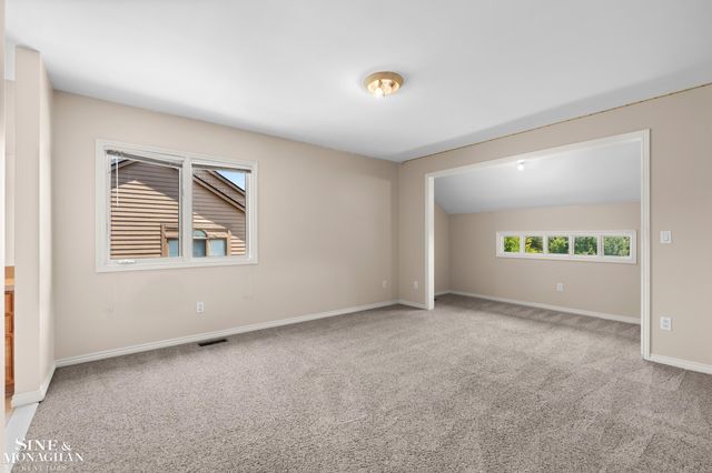 94 Ingram Drive, Troy, MI 48098