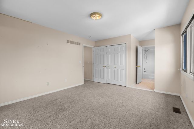 94 Ingram Drive, Troy, MI 48098