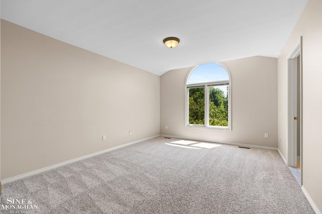94 Ingram Drive, Troy, MI 48098