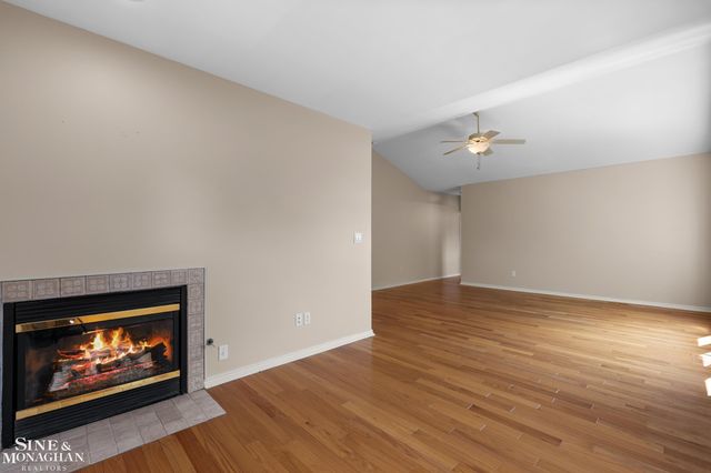 94 Ingram Drive, Troy, MI 48098