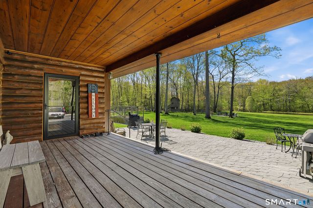 61 Mystic Road, North Stonington, CT 06359