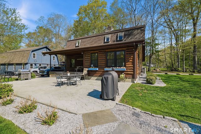 61 Mystic Road, North Stonington, CT 06359
