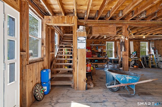 61 Mystic Road, North Stonington, CT 06359