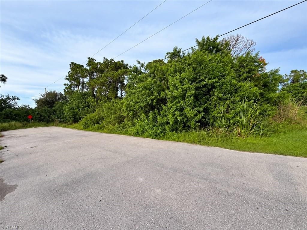 301/303 Ichabod AVE, LEHIGH ACRES, FL 33973 — exterior