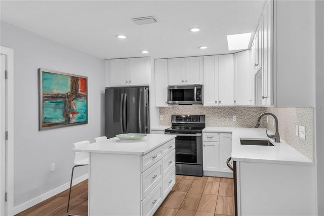218 E HARDING STREET, Orlando, FL 32806