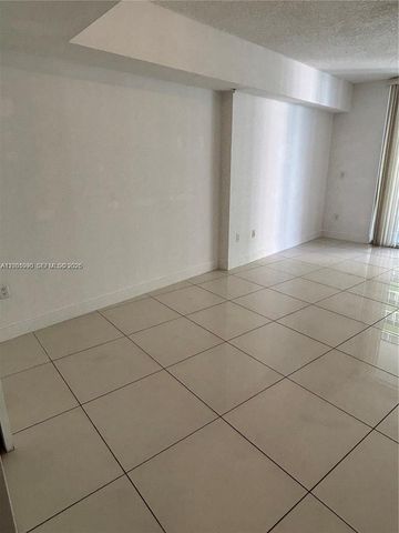 1750 N Bayshore Dr 3007, Miami, FL 33132