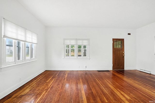 624 E Battell Street, Mishawaka, IN 46545