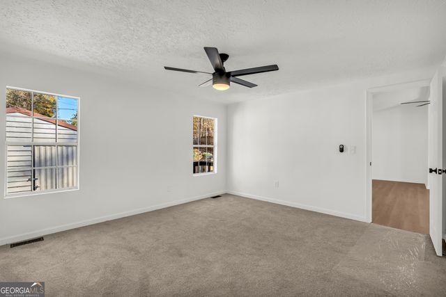 395 Barnetts Bridge Road, Jackson, GA 30233