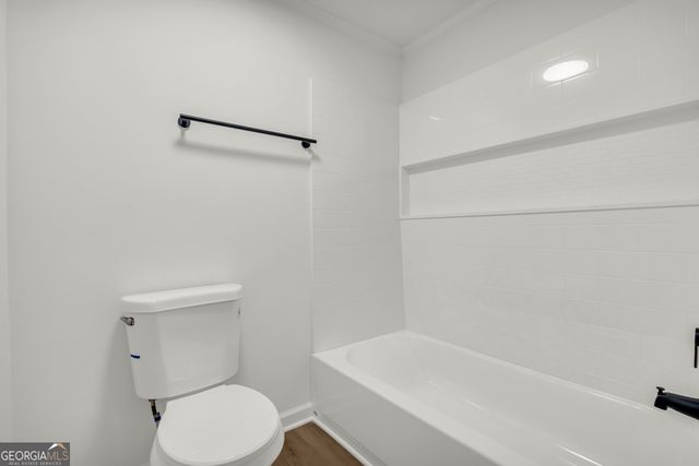 395 Barnetts Bridge Road, Jackson, GA 30233