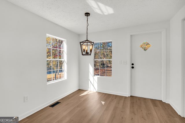 395 Barnetts Bridge Road, Jackson, GA 30233