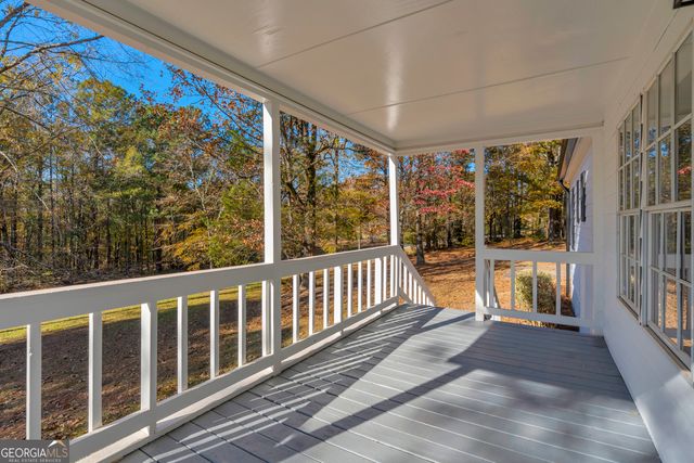 395 Barnetts Bridge Road, Jackson, GA 30233