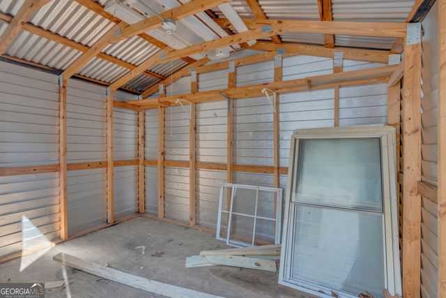 395 Barnetts Bridge Road, Jackson, GA 30233