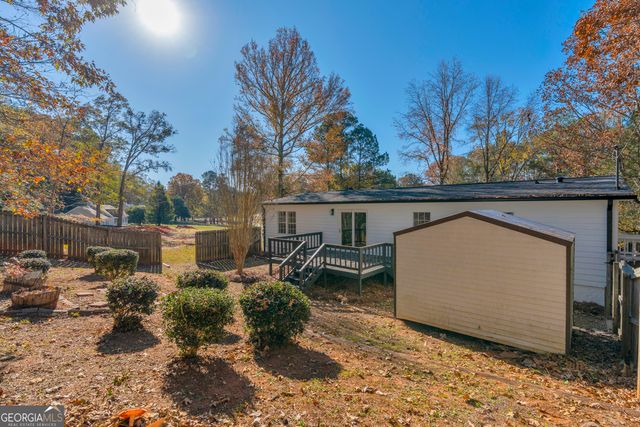 395 Barnetts Bridge Road, Jackson, GA 30233