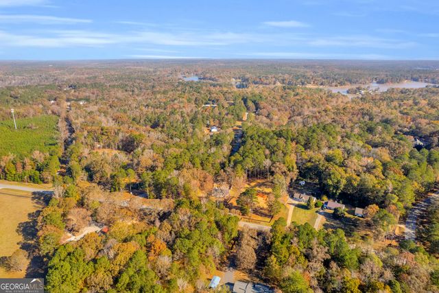 395 Barnetts Bridge Road, Jackson, GA 30233