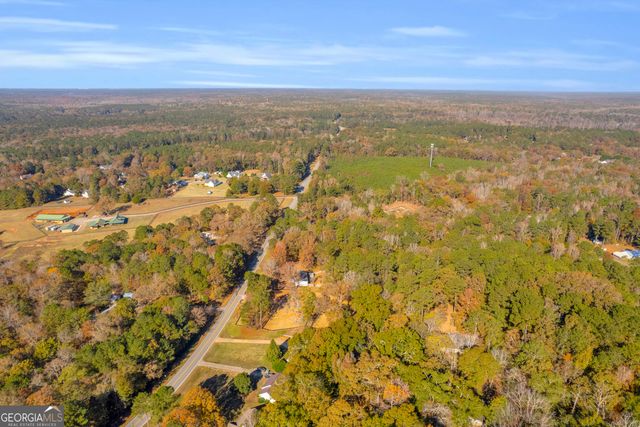 395 Barnetts Bridge Road, Jackson, GA 30233