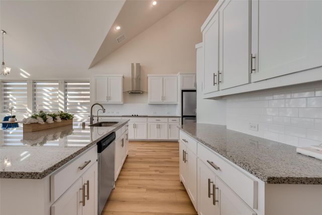 1108 Silverthorn Trail, Justin, TX 76247